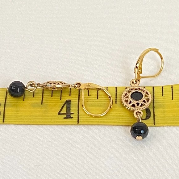 Drop Earrings Black Stones Gold Tone Filagree Setting Lever Back - Picture 5 of 5